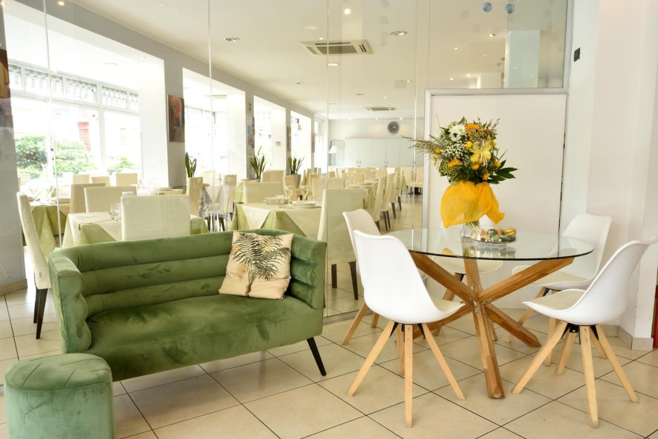 Hotel Ristorante La Marina Mhotelsgroup San Bartolomeo Al Mare Luaran gambar