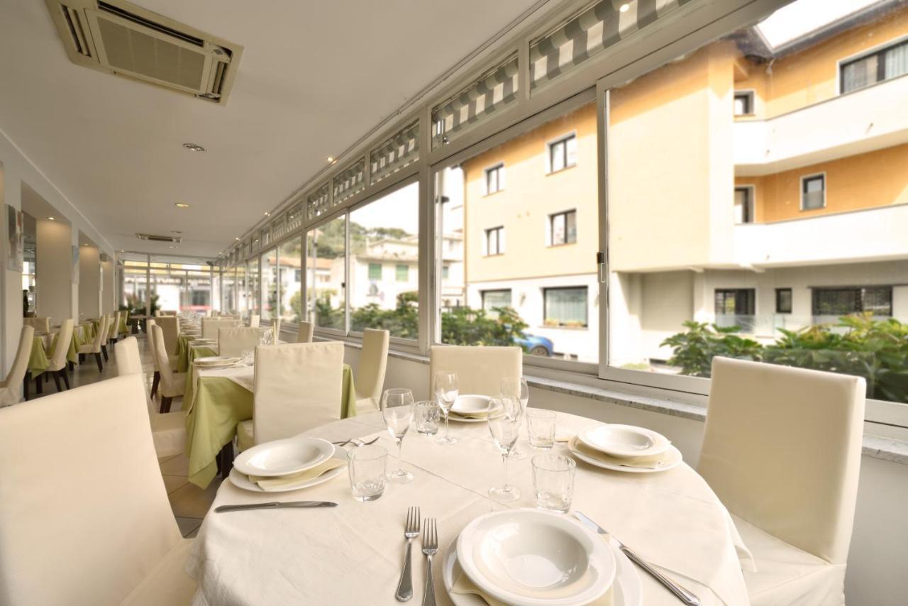 Hotel Ristorante La Marina Mhotelsgroup San Bartolomeo Al Mare Luaran gambar