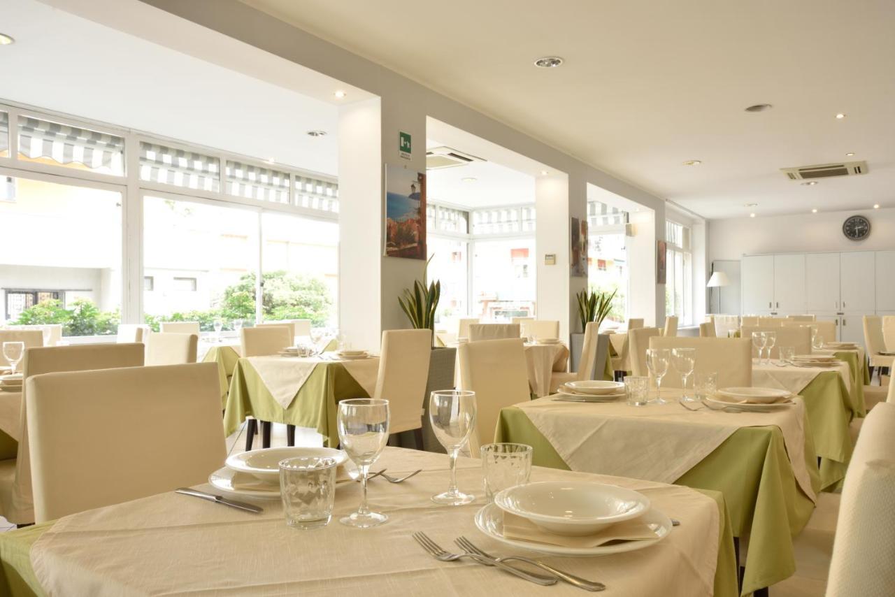 Hotel Ristorante La Marina Mhotelsgroup San Bartolomeo Al Mare Luaran gambar