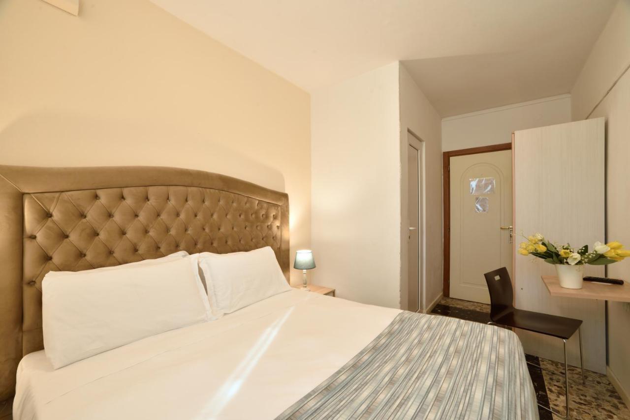Hotel Ristorante La Marina Mhotelsgroup San Bartolomeo Al Mare Luaran gambar
