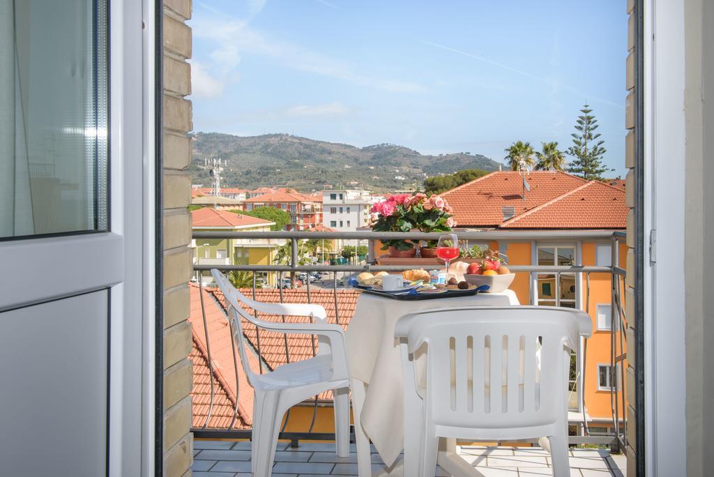 Hotel Ristorante La Marina Mhotelsgroup San Bartolomeo Al Mare Luaran gambar